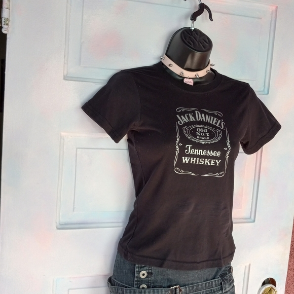 ⭐️Y2k emo/goth rare Jack Daniel's bartending top! Baby doll tee! 💕 - Picture 8 of 10